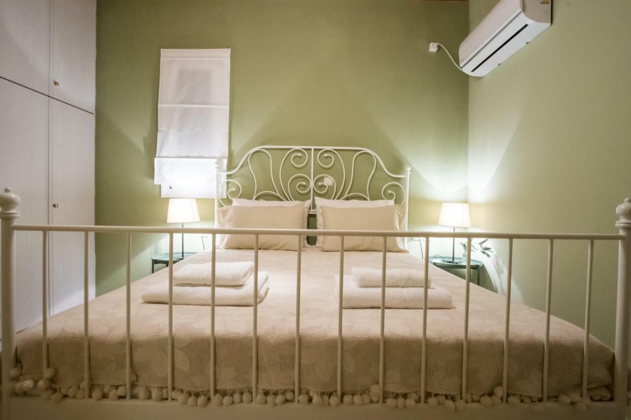 Almond Trees Cottage Divarata ภายนอก รูปภาพ