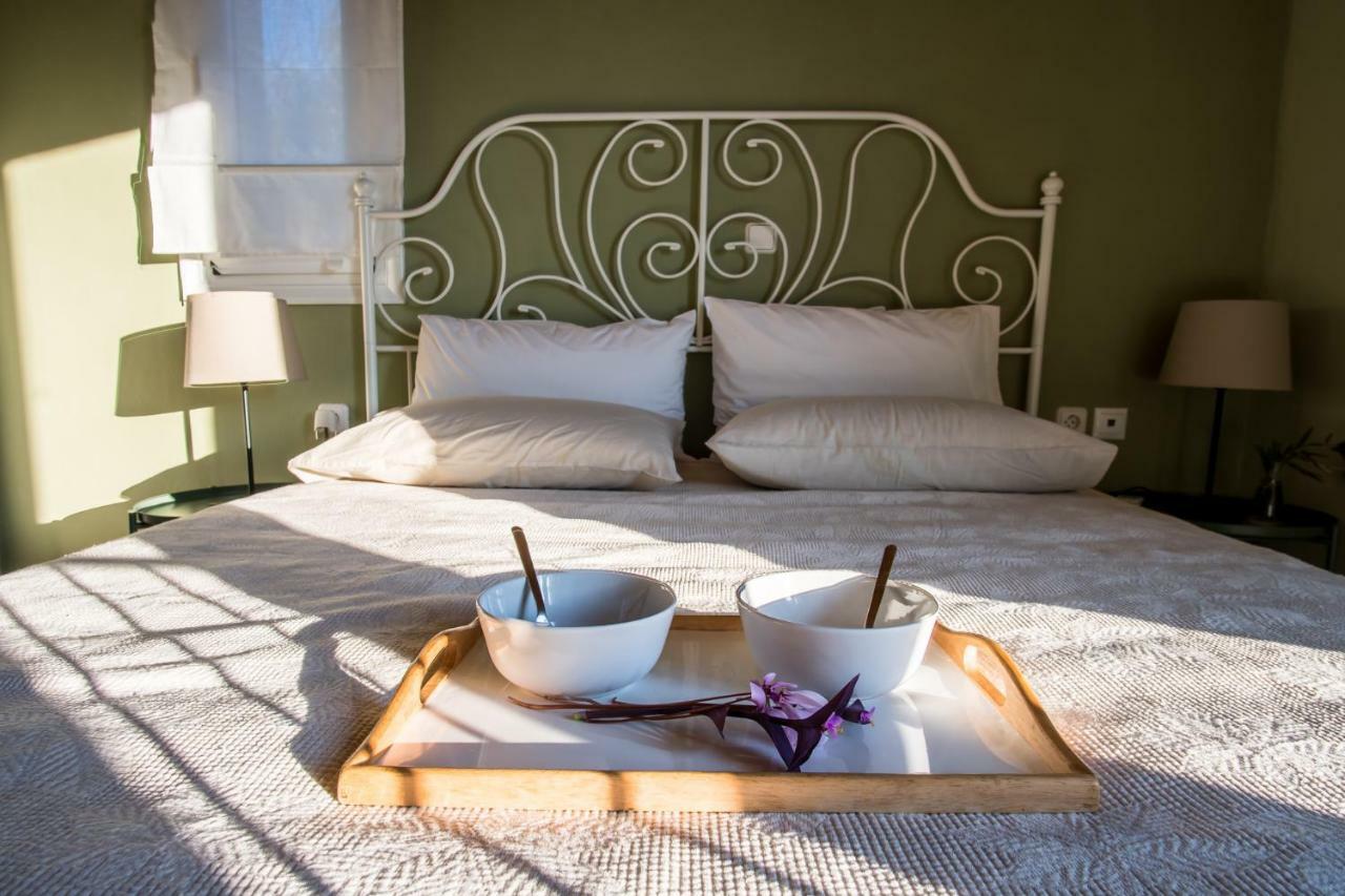 Almond Trees Cottage Divarata ภายนอก รูปภาพ